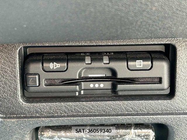 Nissan NOTE 2022-02 8371981-11