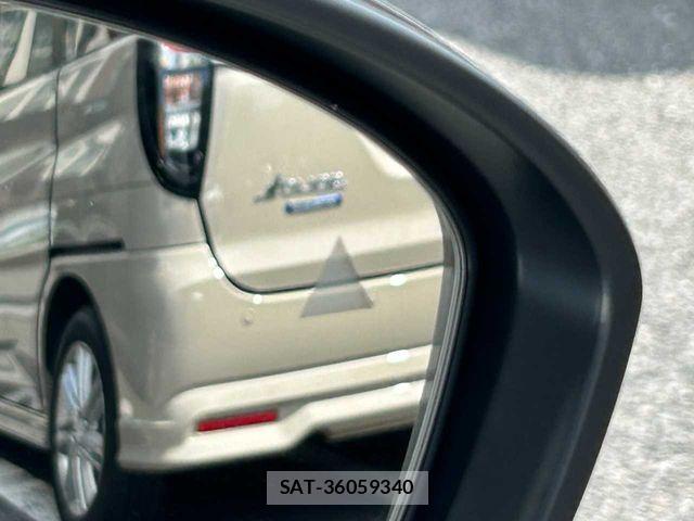 Nissan NOTE 2022-02 8371981-12