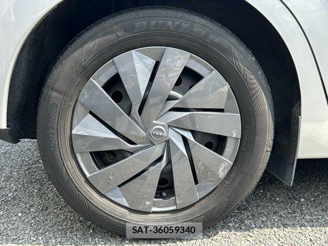 Nissan NOTE 2022-02 8371981-28