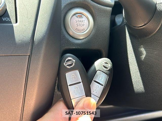 Nissan NOTE 2017-07 8371987-21