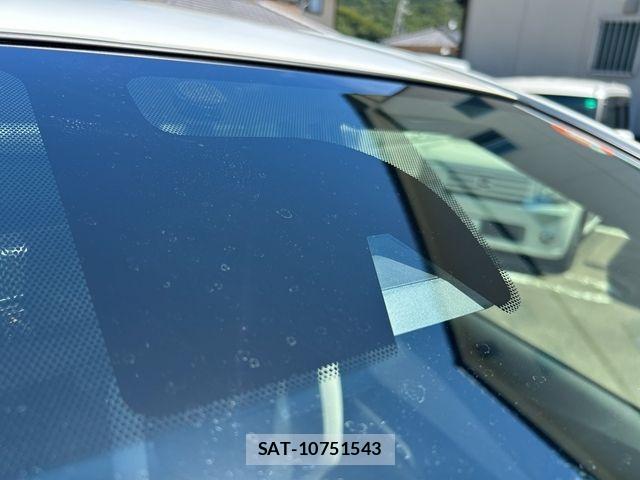 Nissan NOTE 2017-07 8371987-24