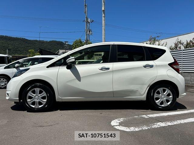 Nissan NOTE 2017-07 8371987-4