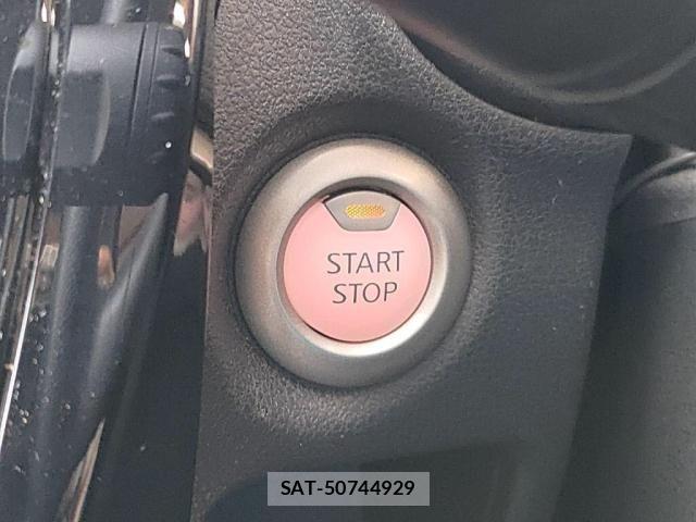 Nissan NOTE 2017-07 8371983-12