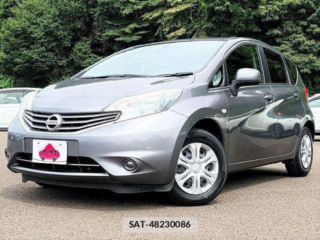 Nissan NOTE 2013-08 8371989-0