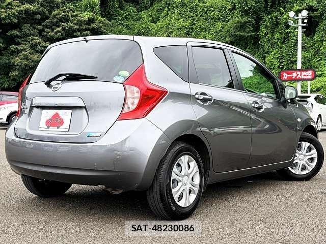 Nissan NOTE 2013-08 8371989-2
