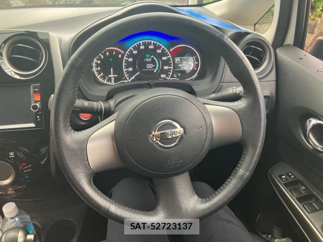 Nissan NOTE 2013-01 8414084-13