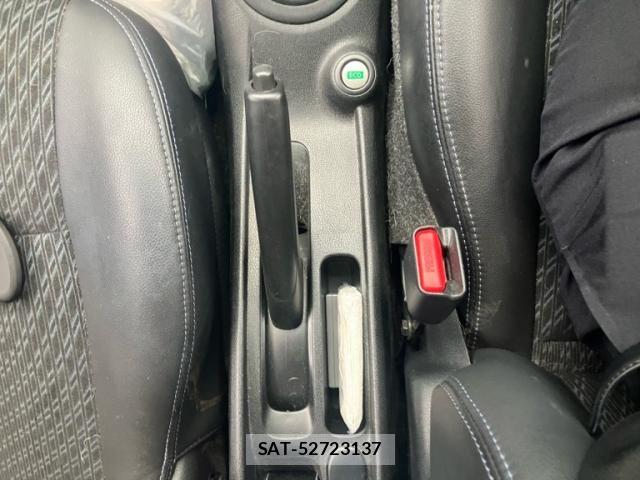 Nissan NOTE 2013-01 8414084-16