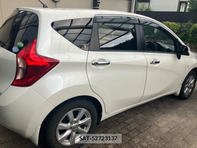 Nissan NOTE 2013-01 8414084-3