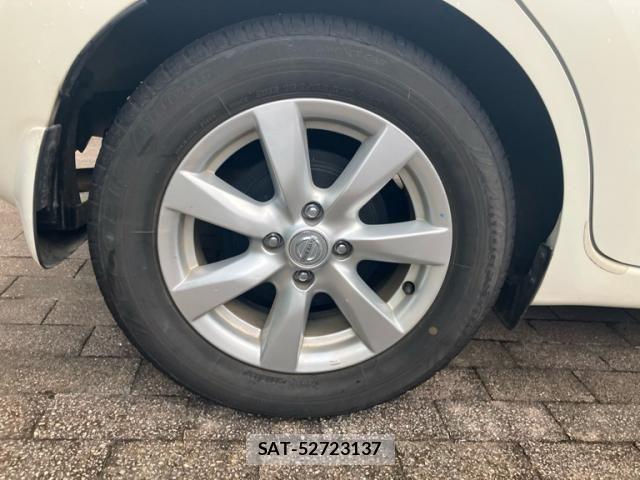 Nissan NOTE 2013-01 8414084-6