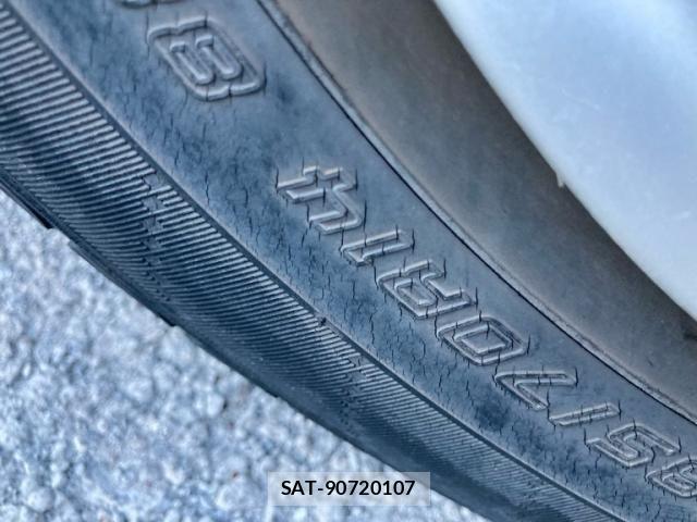 Nissan NOTE 2013-03 8414103-8