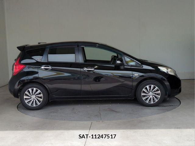 Nissan NOTE 2013-05 8414085-17