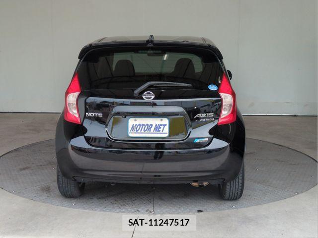Nissan NOTE 2013-05 8414085-18