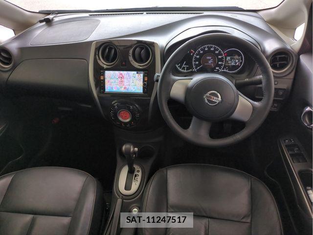 Nissan NOTE 2013-05 8414085-7