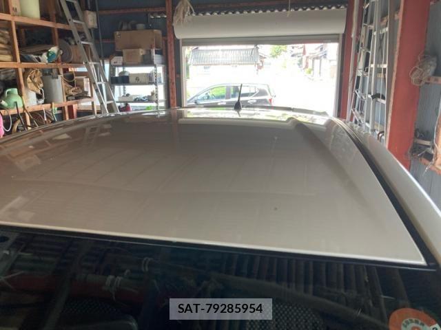 Nissan NOTE 2014-03 8414122-5
