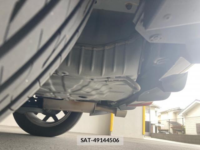 Nissan NOTE 2017-09 8414073-10