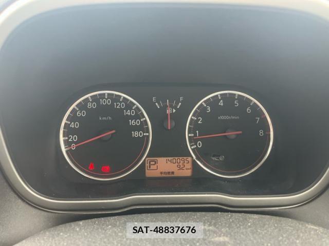 Nissan NOTE 2010-06 8414101-22