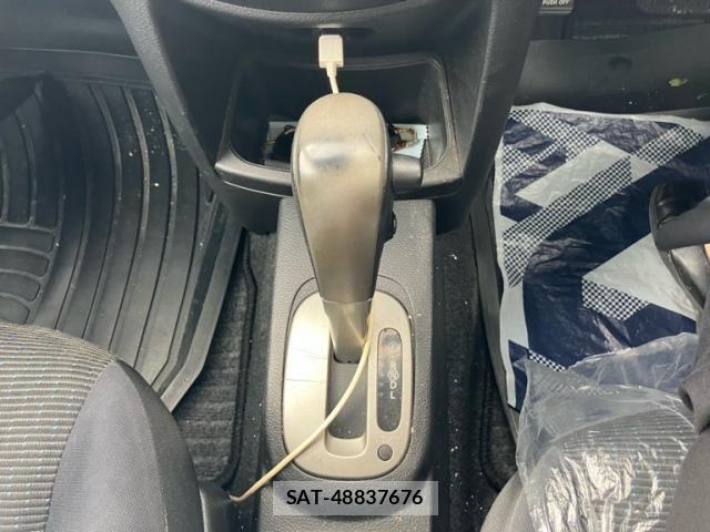 Nissan NOTE 2010-06 8414101-24