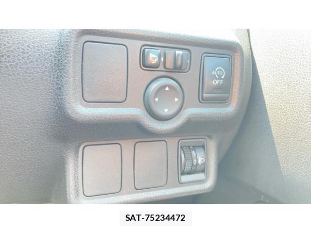 Nissan NOTE 2013-09 8414089-18
