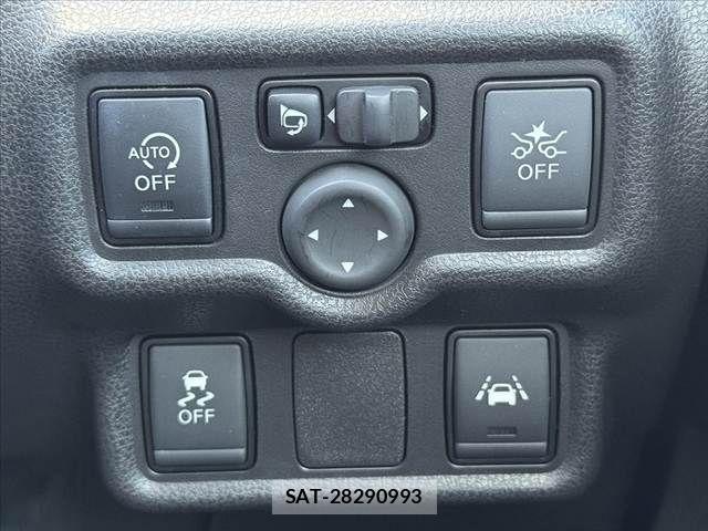 Nissan NOTE 2017-03 8414070-4