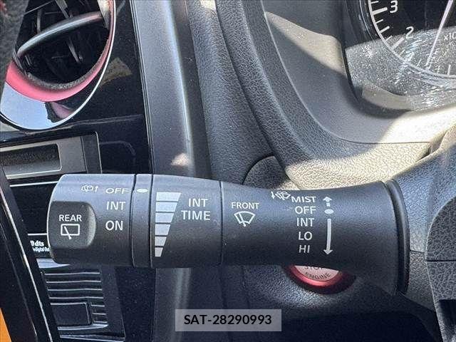 Nissan NOTE 2017-03 8414070-5
