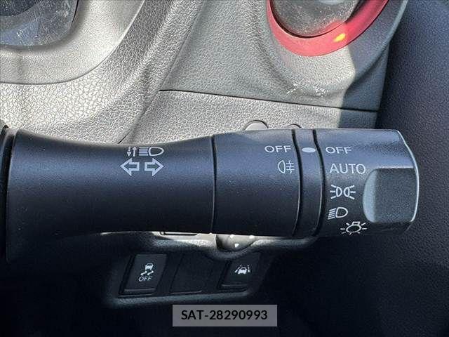 Nissan NOTE 2017-03 8414070-6