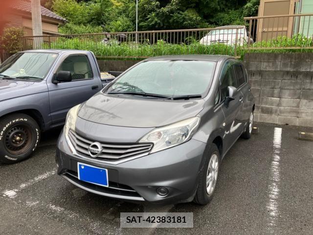 Nissan NOTE 2013-03 8414112-0