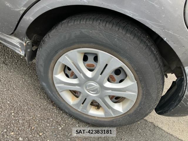 Nissan NOTE 2013-03 8414112-10