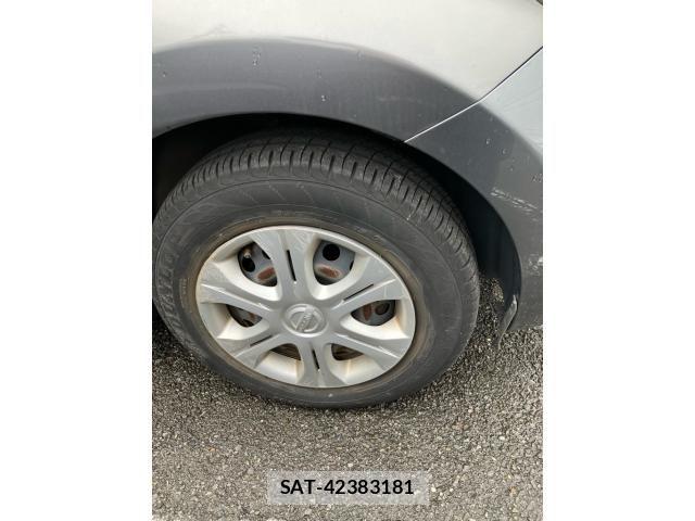 Nissan NOTE 2013-03 8414112-4