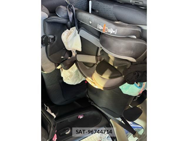 Nissan NOTE 2012-02 8414111-15