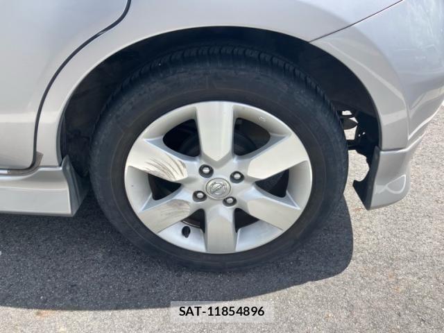 Nissan NOTE 2010-08 8414102-3
