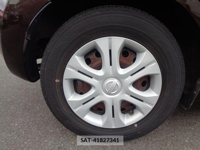 Nissan NOTE 2015-10 8414081-11