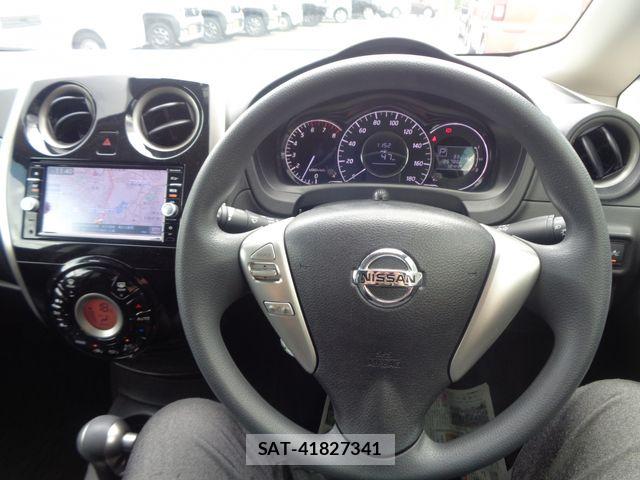 Nissan NOTE 2015-10 8414081-18