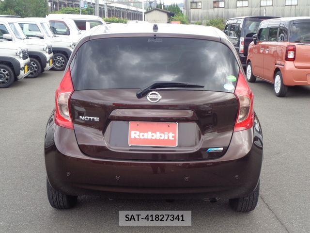 Nissan NOTE 2015-10 8414081-6
