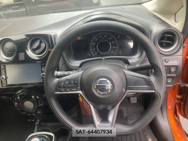Nissan NOTE 2016-11 8414083-10
