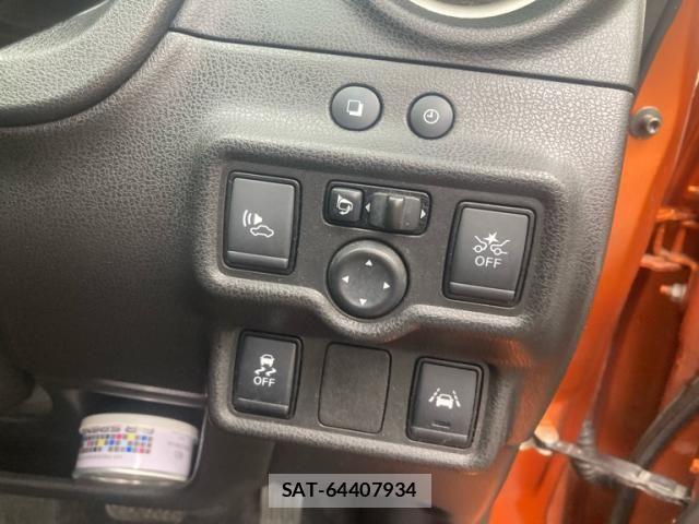 Nissan NOTE 2016-11 8414083-12