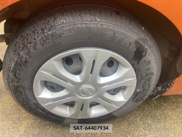 Nissan NOTE 2016-11 8414083-4