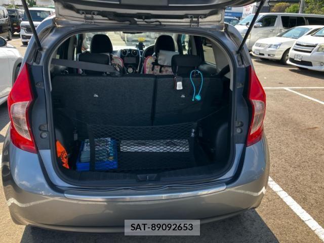 Nissan NOTE 2012-10 8414121-9