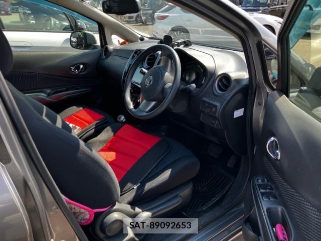 Nissan NOTE 2012-10 8414121-14