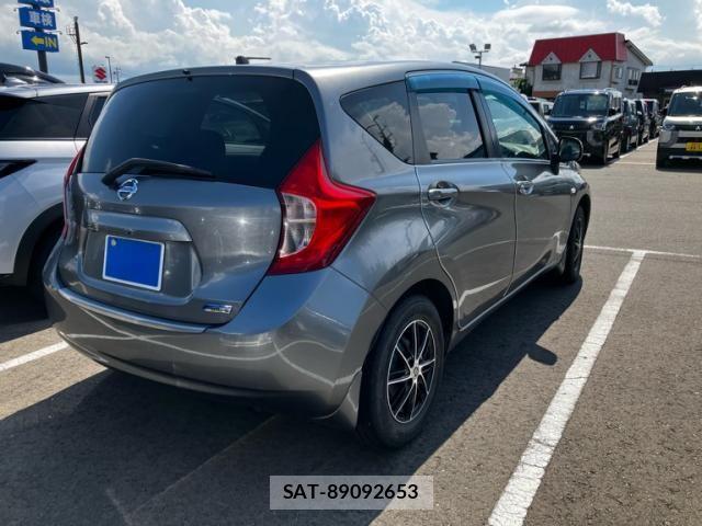 Nissan NOTE 2012-10 8414121-3