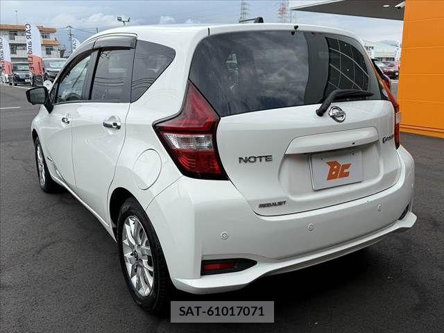 Nissan NOTE 2018-08 8414075-12