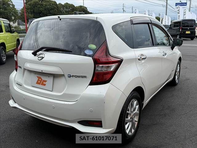 Nissan NOTE 2018-08 8414075-14