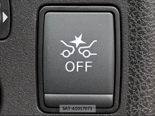 Nissan NOTE 2018-08 8414075-26