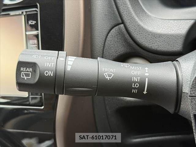 Nissan NOTE 2018-08 8414075-28