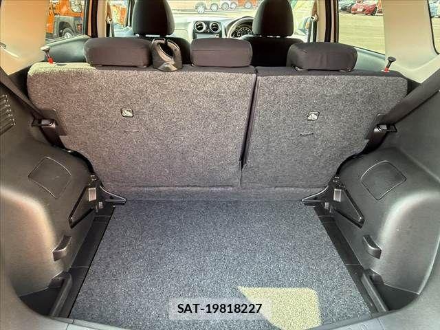 Nissan NOTE 2014-01 8414086-19