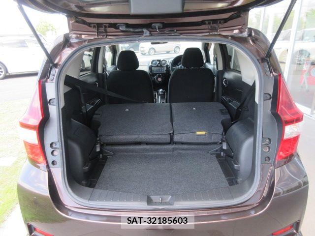 Nissan NOTE 2017-08 8414072-9