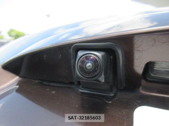 Nissan NOTE 2017-08 8414072-10