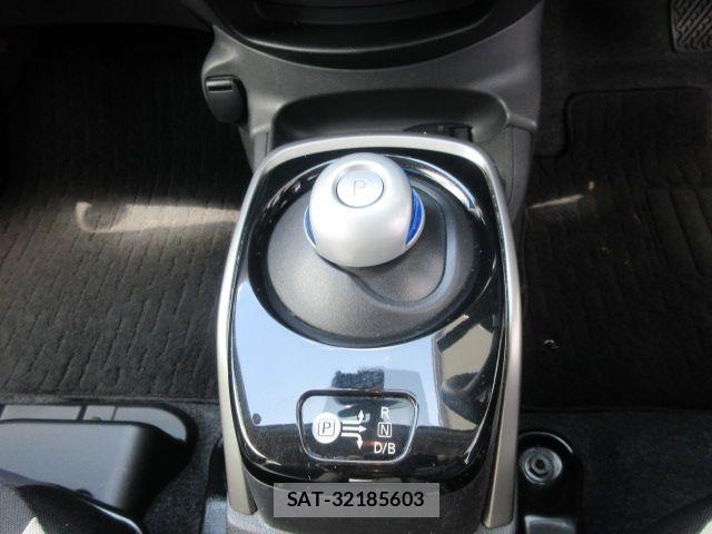 Nissan NOTE 2017-08 8414072-16