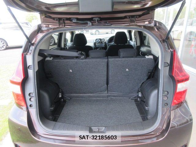 Nissan NOTE 2017-08 8414072-8