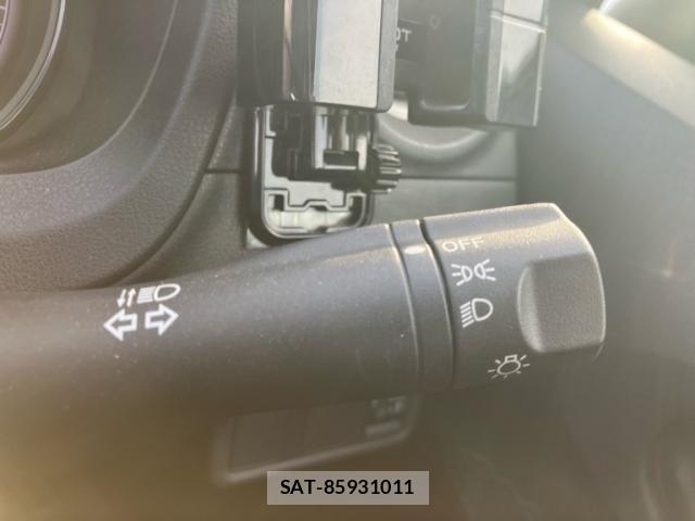 Nissan NOTE 2012-09 8414094-17