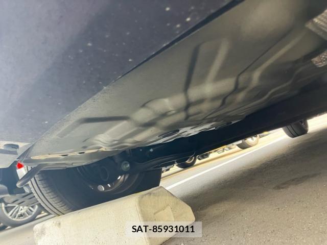 Nissan NOTE 2012-09 8414094-6